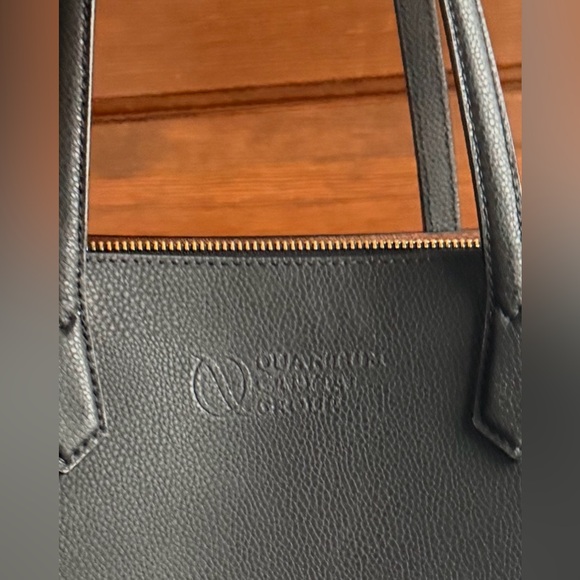 Quince Italian Leather Triple Compartment Shopper Tote - Picture 8 of 13